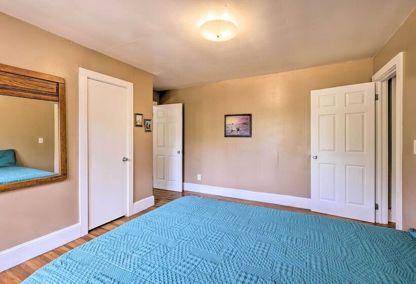 Charming Gadsden Home W/ Golf Course Views!