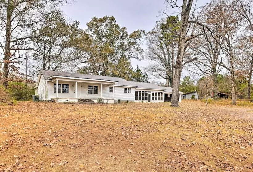Charming Gadsden Home W/ Golf Course Views!