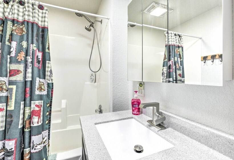 Outdoor Lover S Paradise W/ Dock & Fire Pit!