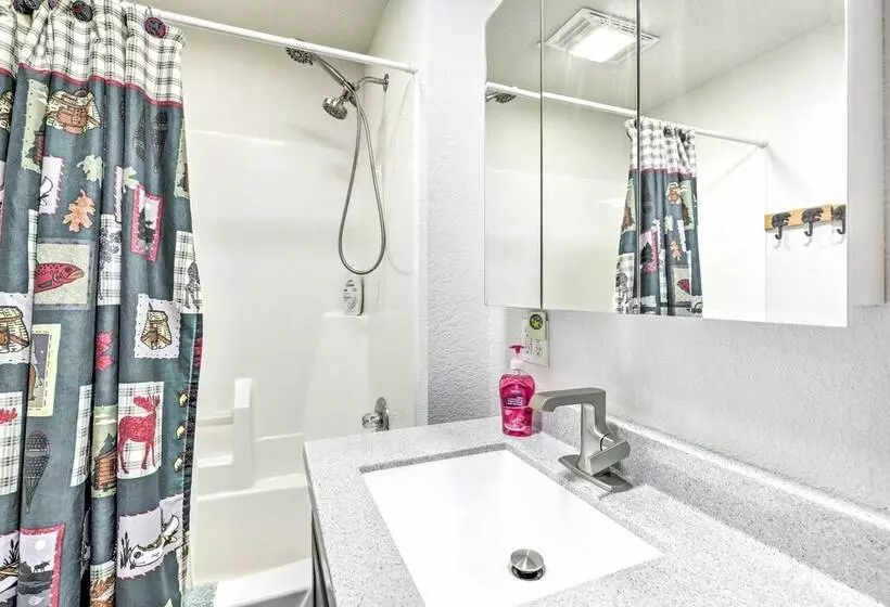 Outdoor Lover S Paradise W/ Dock & Fire Pit!