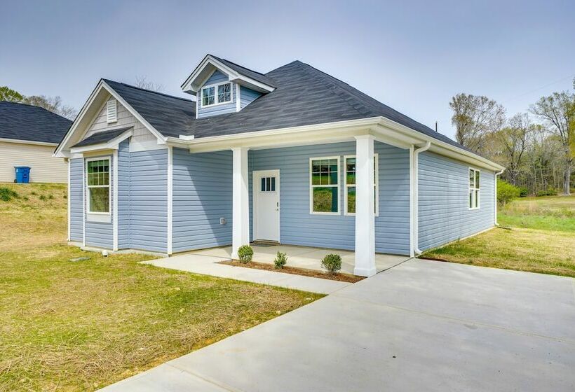 Peaceful Ramseur Retreat W/ Spacious Yard!