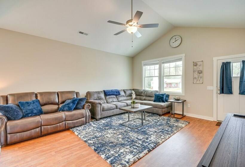 Peaceful Ramseur Retreat W/ Spacious Yard!