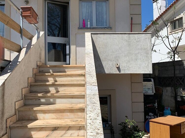 פנסיון Joes House Homestay