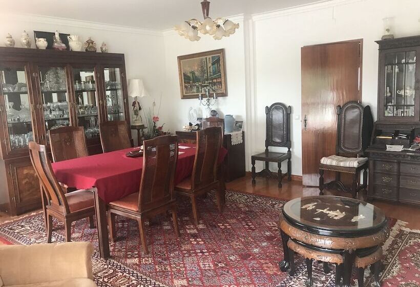 פנסיון Joes House Homestay