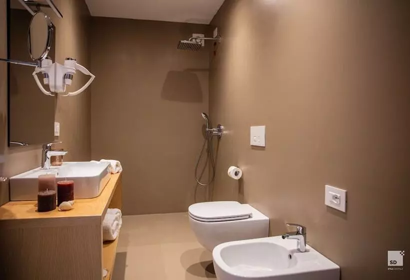 ペンション The Lady C   High Apartments