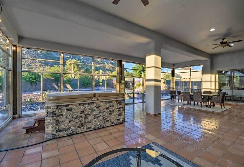 Luxe Phoenix Home: Desert Butte View & Heated Pool