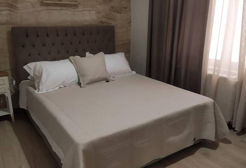 اقامتگاه Nefeli House Syros
