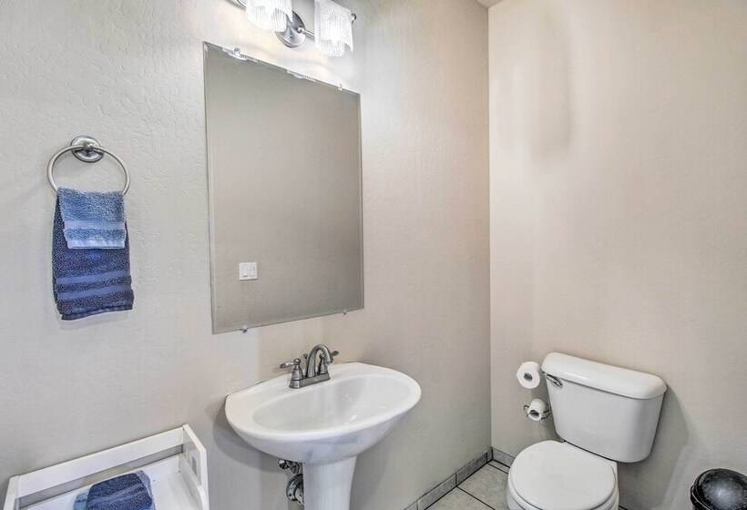 Serene Cabin: Coconino Nat L Forest View!