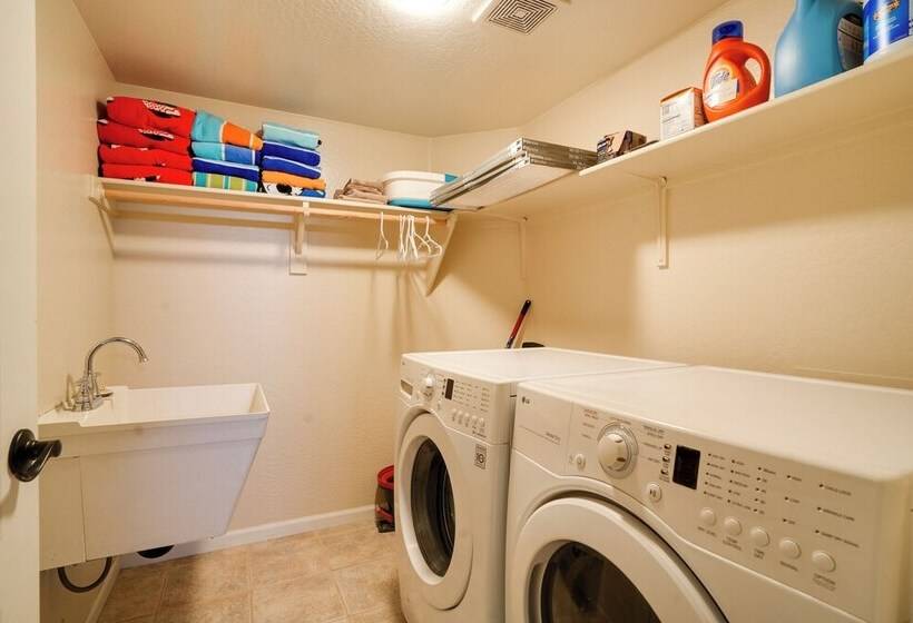 Surprise Home W/ Pool By Spring Training Fields!