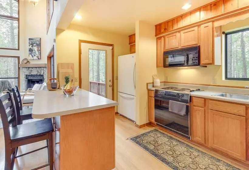 Spacious Pinetop Lakeside Home W/ Deck   Near Golf