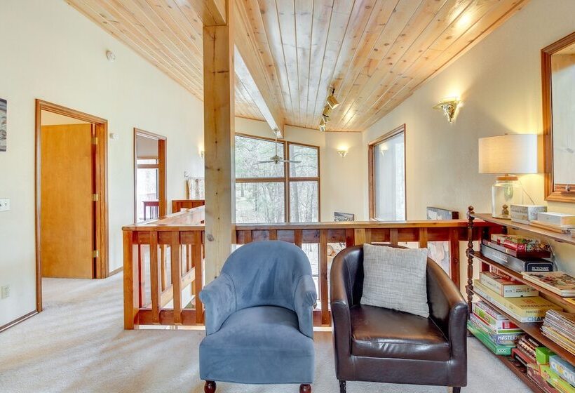 Spacious Pinetop Lakeside Home W/ Deck Near Golf