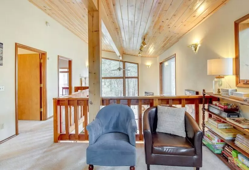 Spacious Pinetop Lakeside Home W/ Deck   Near Golf