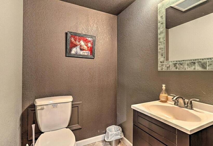 Spacious Wasilla Home 3 Mi To Downtown!