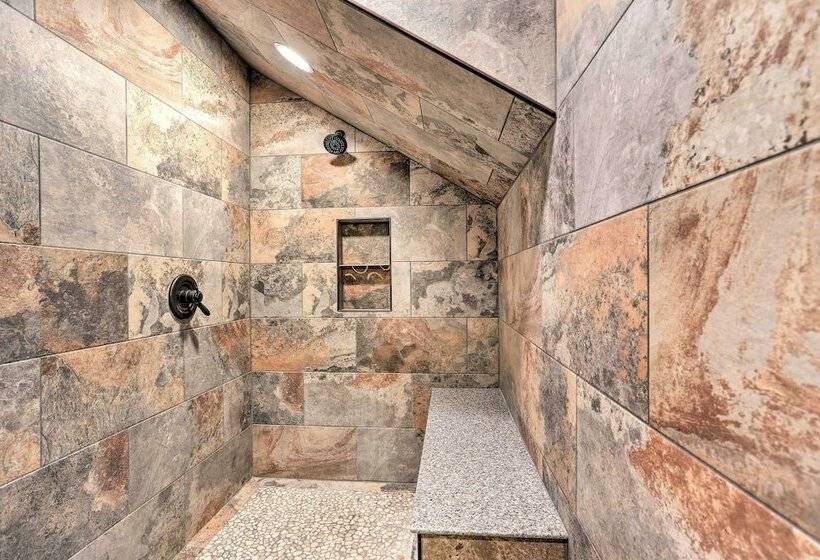 Spacious Wasilla Home 3 Mi To Downtown!