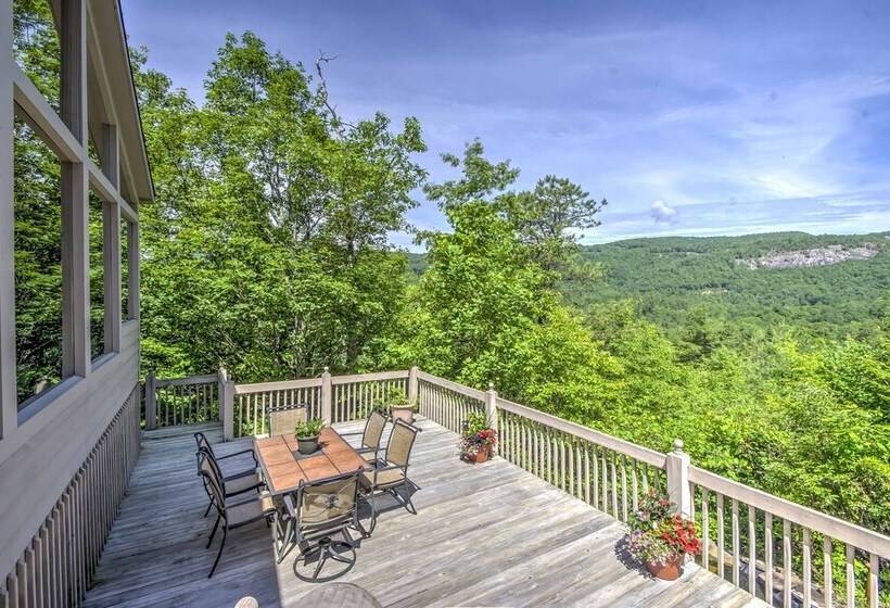 The Wow House    Sapphire Home W/ Deck & Views!