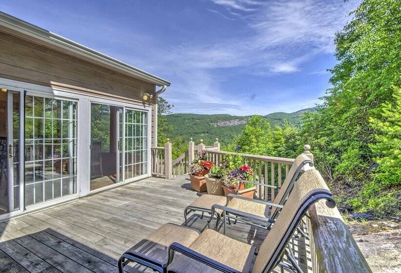 The Wow House    Sapphire Home W/ Deck & Views!
