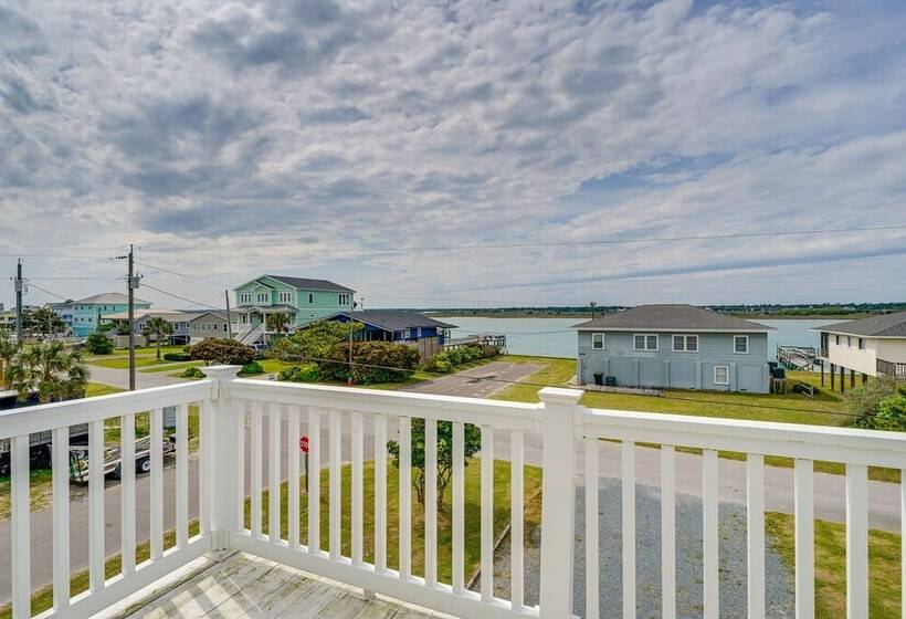 Topsail Beach Vacation Rental: Steps To Shore!