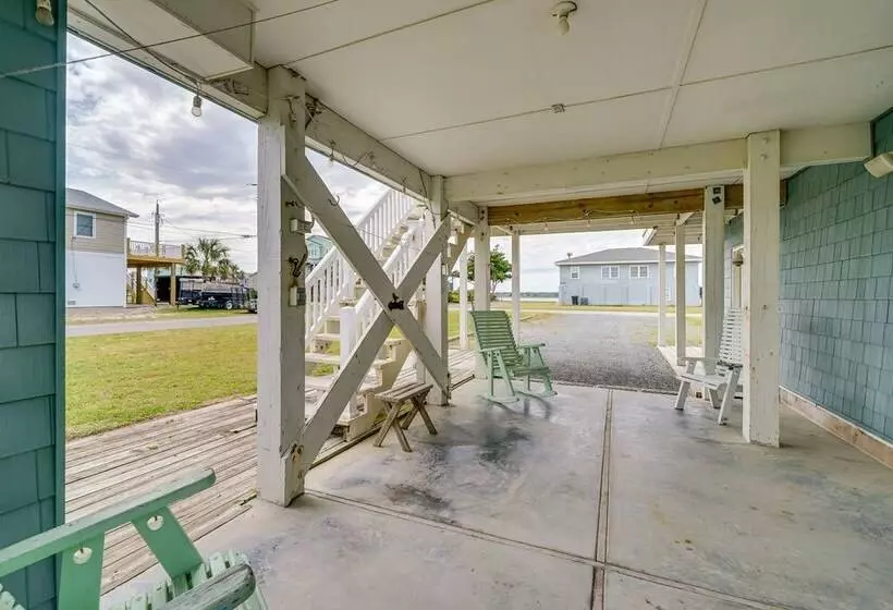 Topsail Beach Vacation Rental: Steps To Shore!