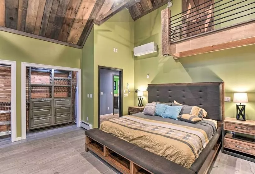 Waterfront Ashland Home ~ 2 Mi To Downtown!