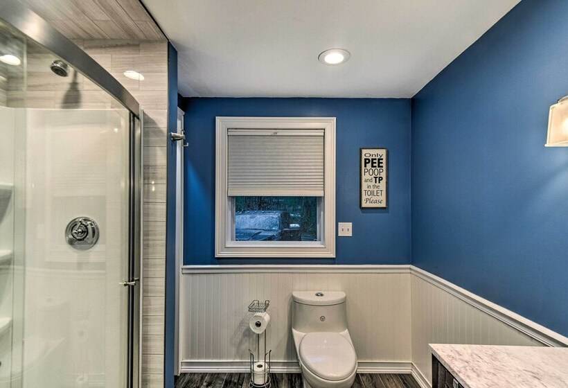 Waterfront Ashland Home ~ 2 Mi To Downtown!