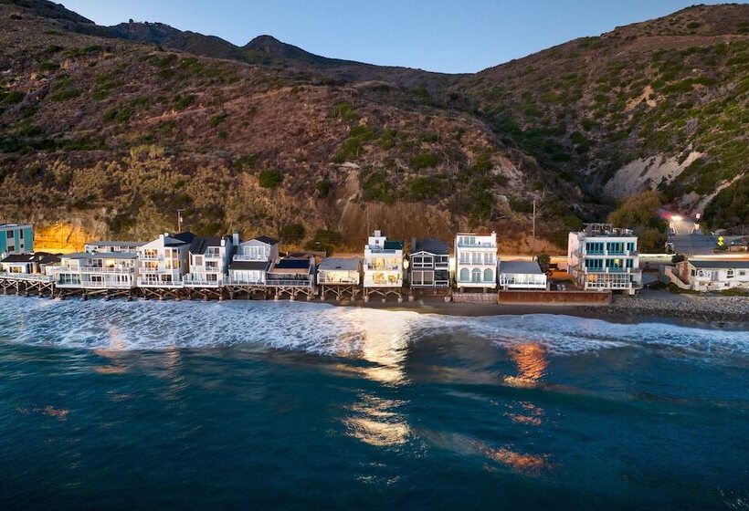 Beachfront Malibu House W/ Sauna & Ocean View Deck