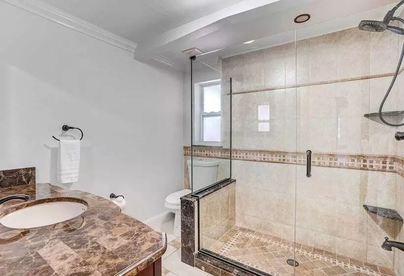 Breezy Naples Home With Private Outdoor Pool!
