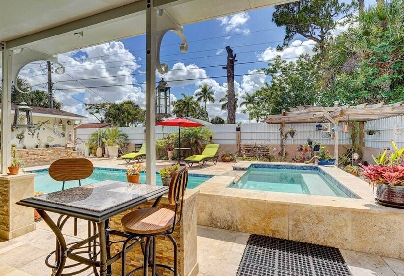 Breezy Naples Home With Private Outdoor Pool!