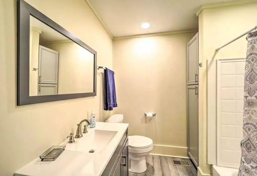 Bright Boone Home: Walk To Appalachian State!