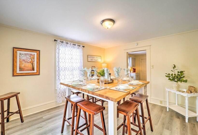 Bright Boone Home: Walk To Appalachian State!