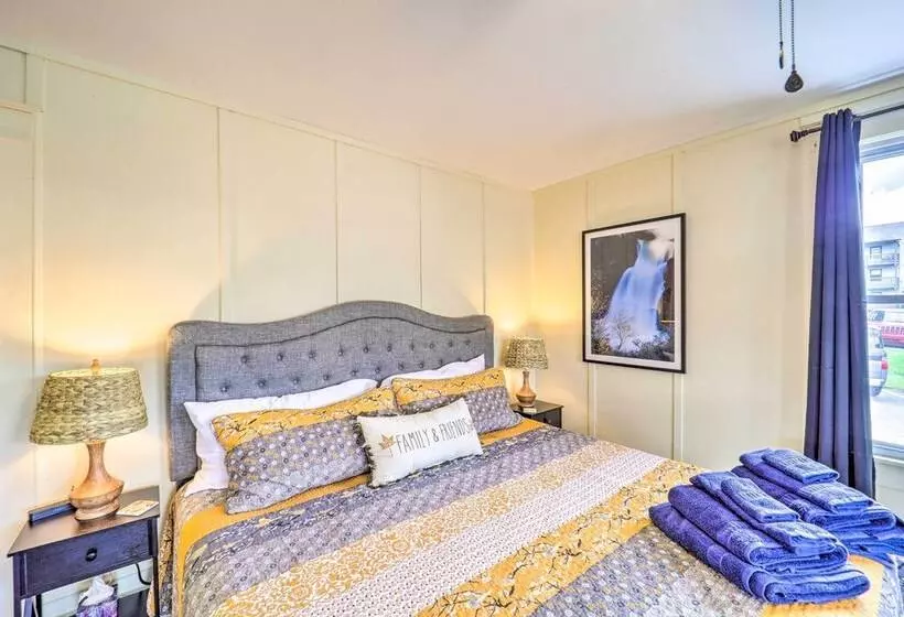 Bright Boone Home: Walk To Appalachian State!