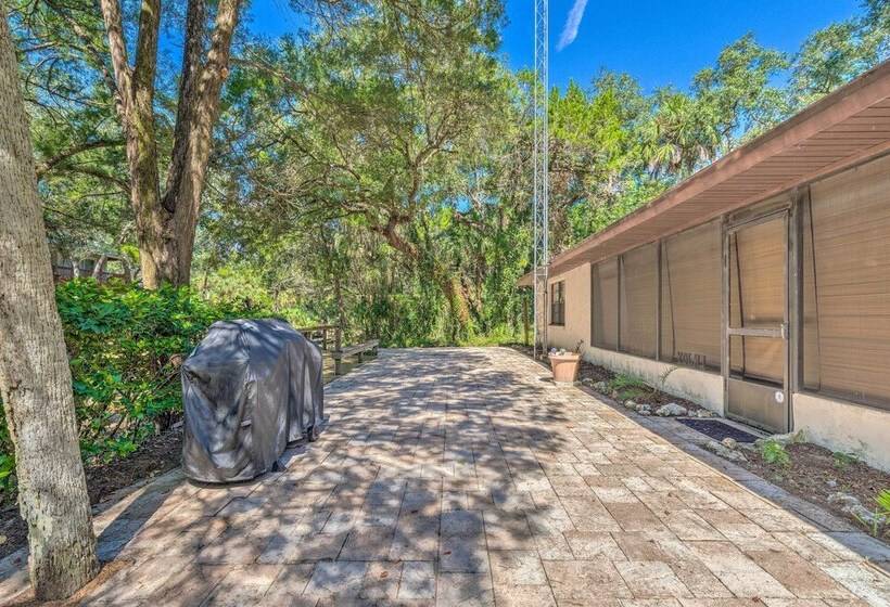 Canalfront Homosassa Escape W/ Private Dock!