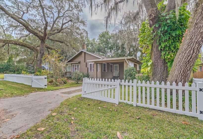 Chic Ocala Home W/ Yard ~ 1 Mi To Dtwn Square