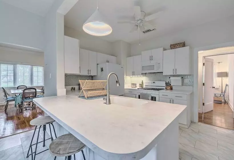 Chic Ocala Home W/ Yard ~ 1 Mi To Dtwn Square