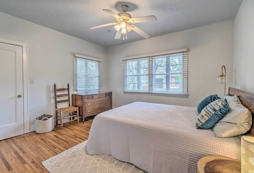 Chic Ocala Home W/ Yard ~ 1 Mi To Dtwn Square