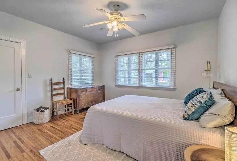 Chic Ocala Home W/ Yard ~ 1 Mi To Dtwn Square