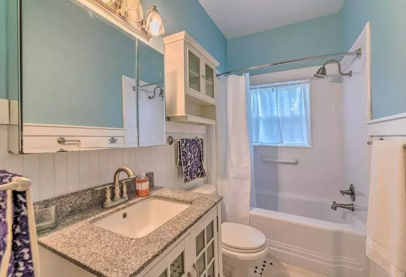 Chic Ocala Home W/ Yard ~ 1 Mi To Dtwn Square