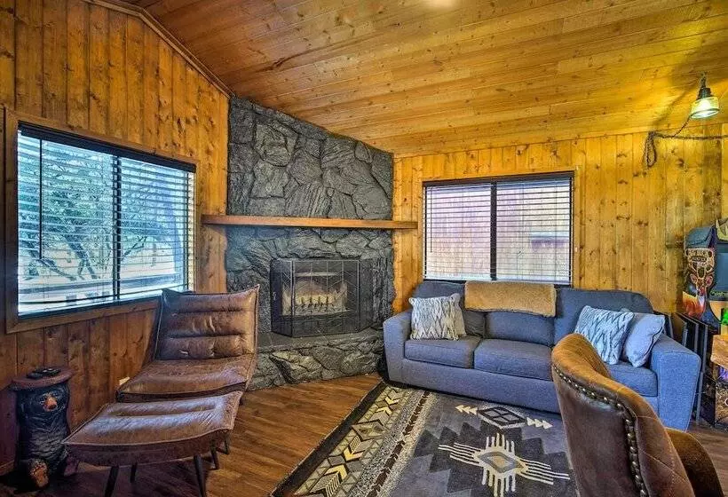 8 Mi To Big Bear Lake: Cozy Cabin W/ Trail Access
