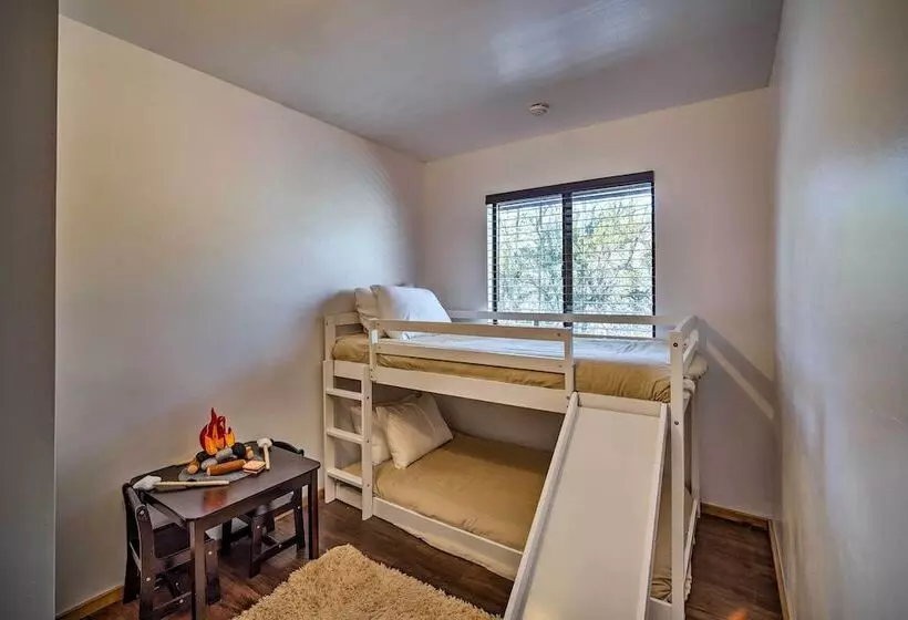 8 Mi To Big Bear Lake: Cozy Cabin W/ Trail Access