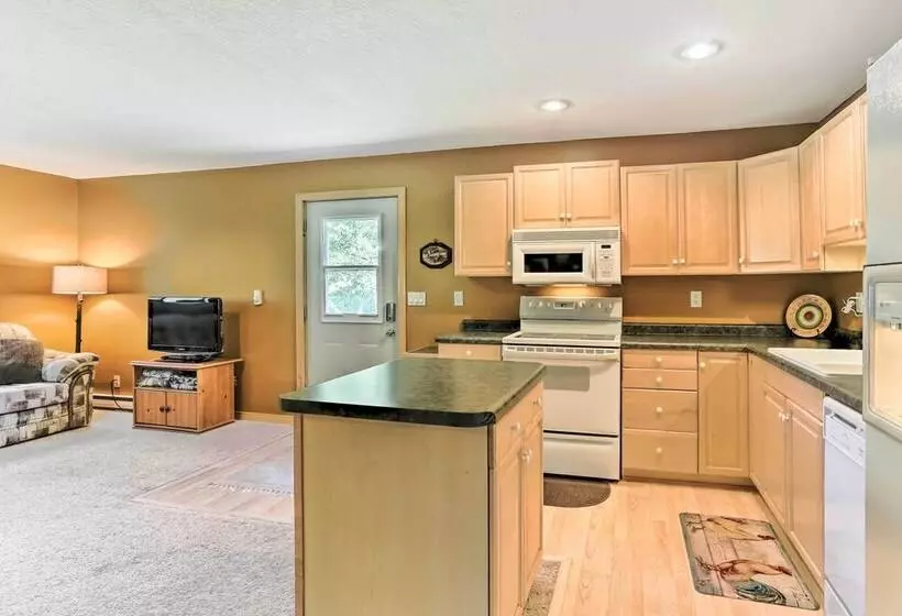 Rapid City Cabin W/ Hiking & Atv Trail Access