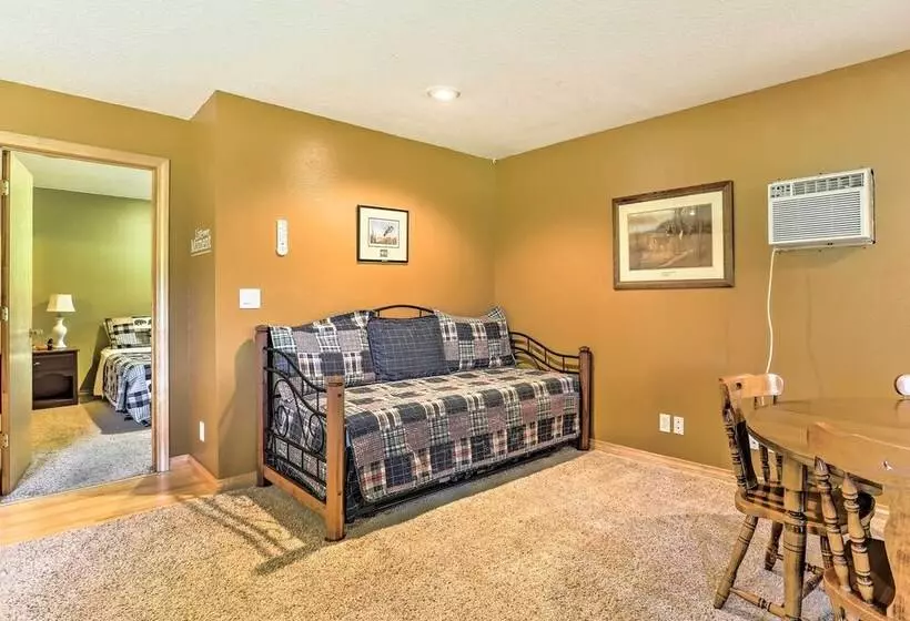 Rapid City Cabin W/ Hiking & Atv Trail Access