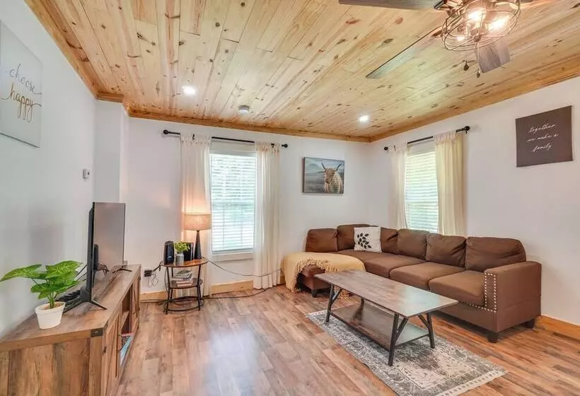 Creekside Ranch  W/ Porch ~ 2 Mi To Pkwy