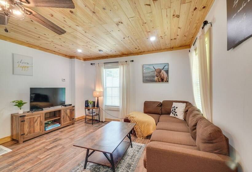 Creekside Ranch  W/ Porch ~ 2 Mi To Pkwy