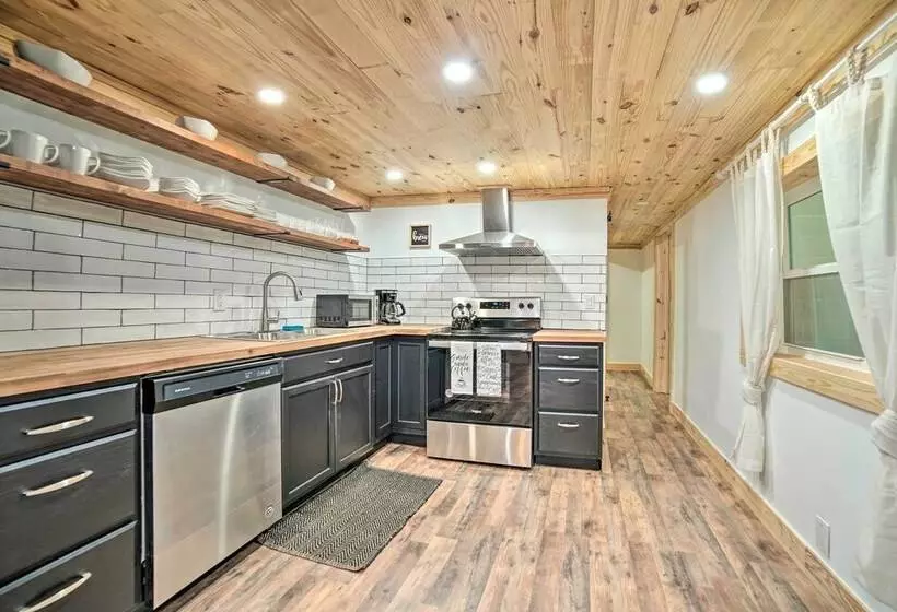 Creekside Ranch  W/ Porch ~ 2 Mi To Pkwy