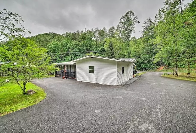 Creekside Ranch  W/ Porch ~ 2 Mi To Pkwy