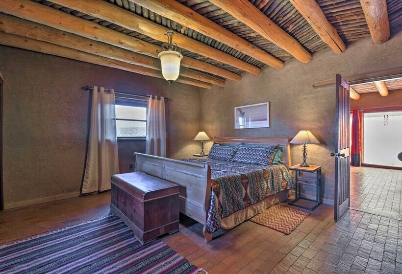 El Prado Adobe Home: Courtyard W/ Mountain Views!