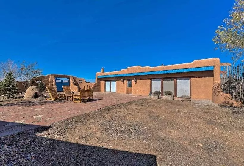 El Prado Adobe Home: Courtyard W/ Mountain Views!