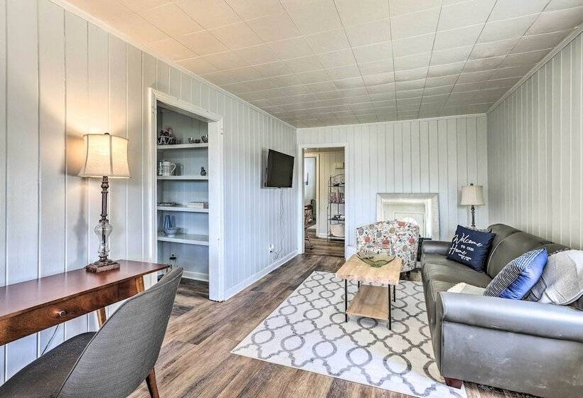 Inviting House 2 Mi To University Of Alabama!