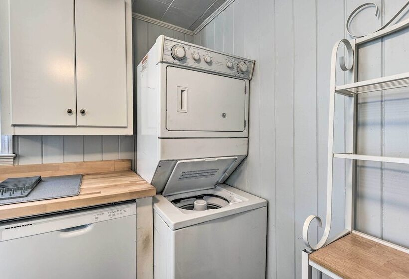 Inviting House 2 Mi To University Of Alabama!