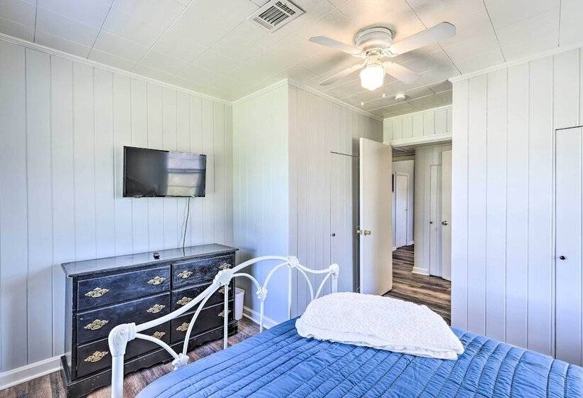 Inviting House 2 Mi To University Of Alabama!