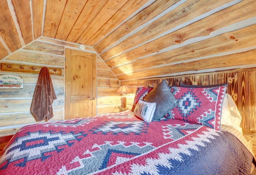 Jemez Springs Cabin W/ Stunning Mtn Views!